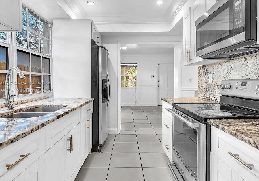 IRONS MANOR 2ND ADDN - Residential