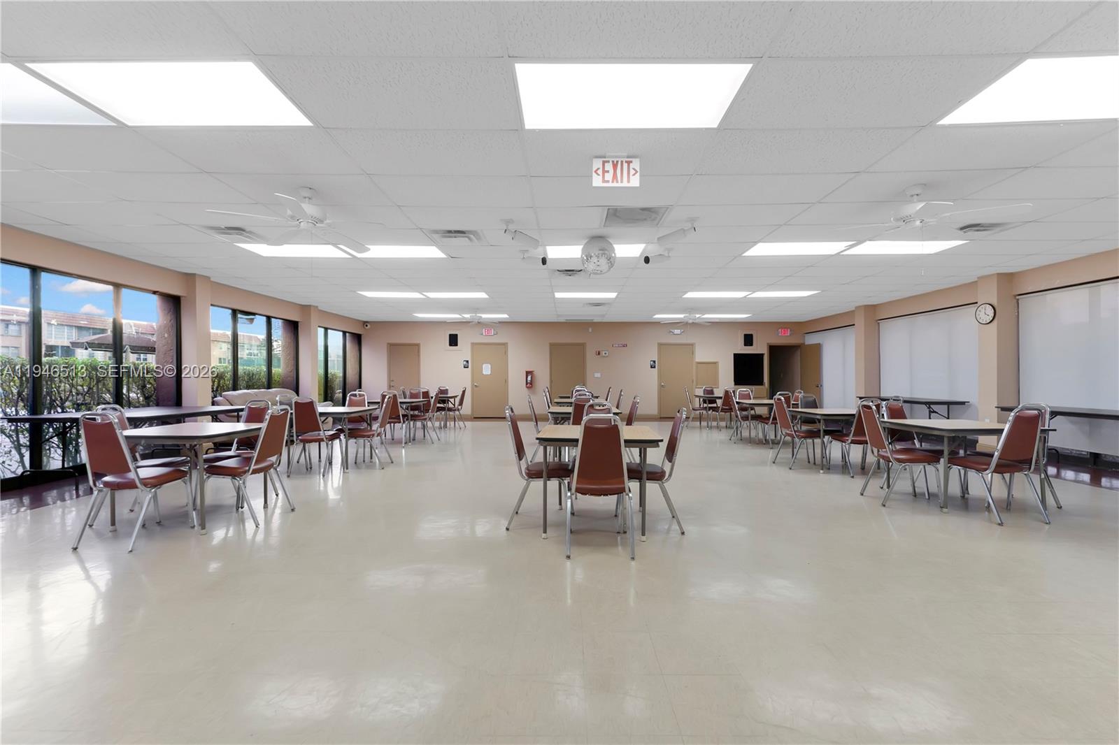 SUNRISE LAKES 135 CONDO - Residential