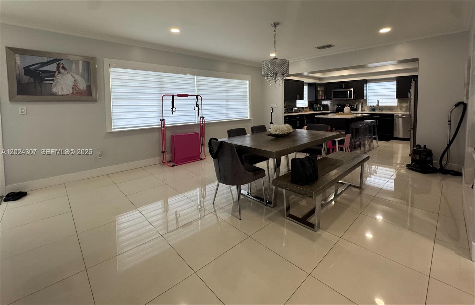 PALM SPRINGS SUB SEC B 4T - Residential Lease