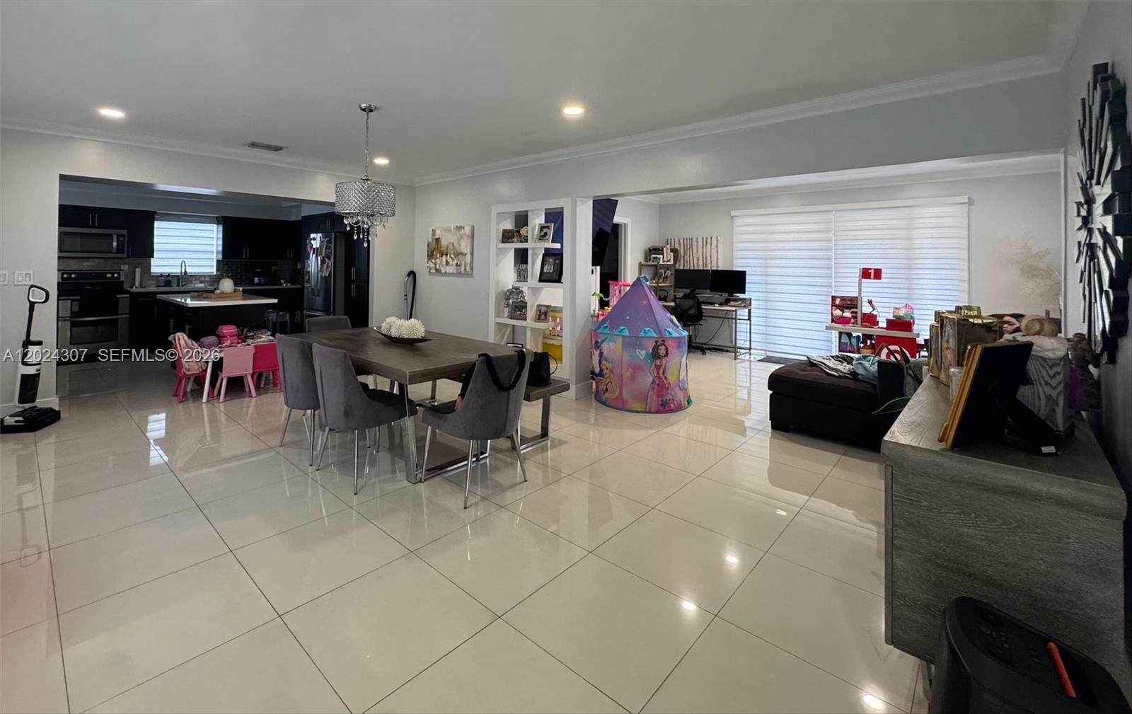 PALM SPRINGS SUB SEC B 4T - Residential Lease