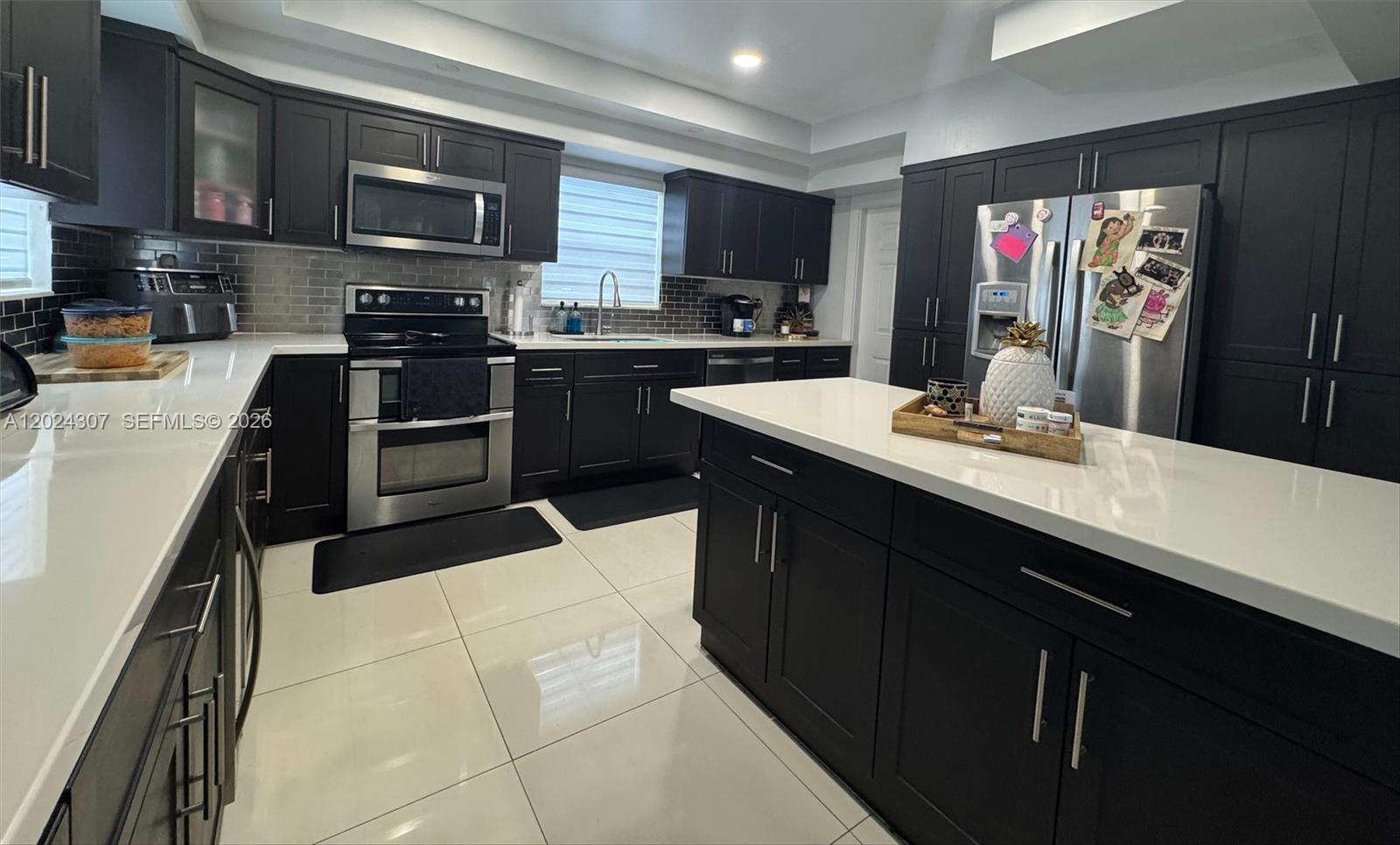 PALM SPRINGS SUB SEC B 4T - Residential Lease