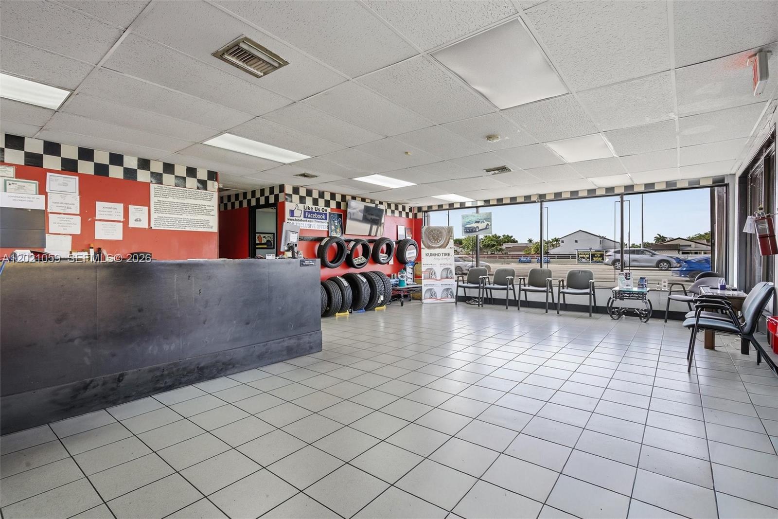 IDEAL VILLA HOME TRACT - Commercial Sale