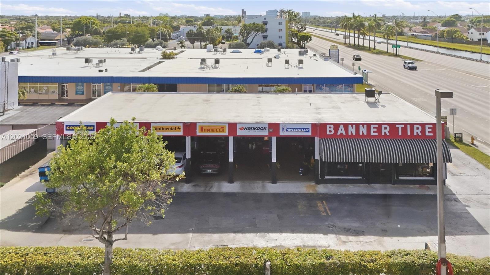 IDEAL VILLA HOME TRACT - Commercial Sale