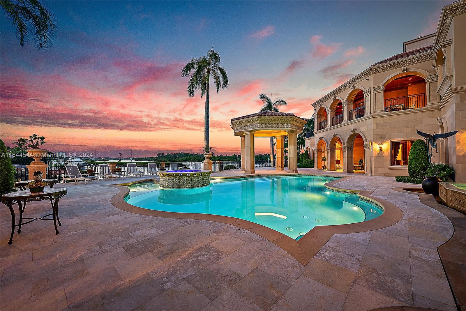 Admirals Cove - Residential