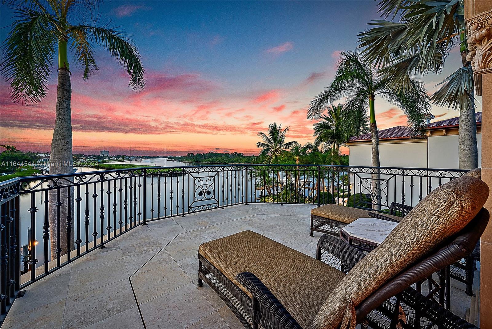 Admirals Cove - Residential