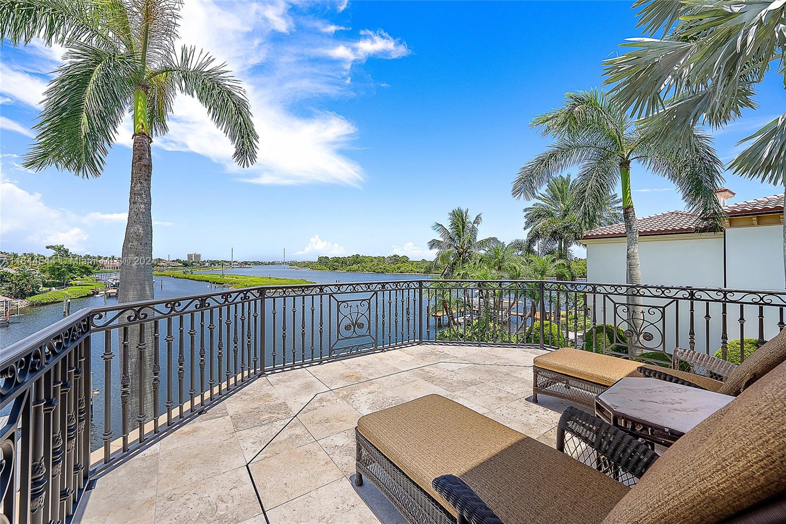 Admirals Cove - Residential