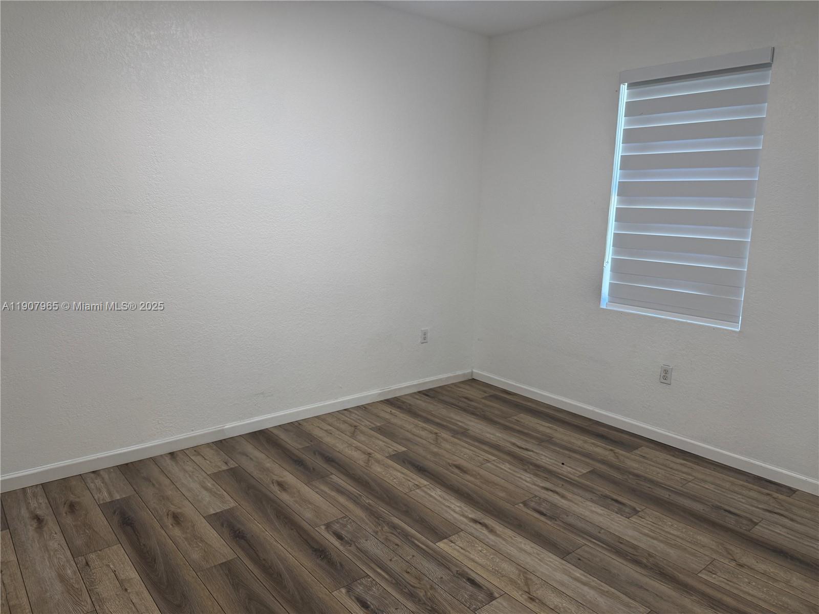 ESTATE MANSIONS 1ST ADDN - Residential