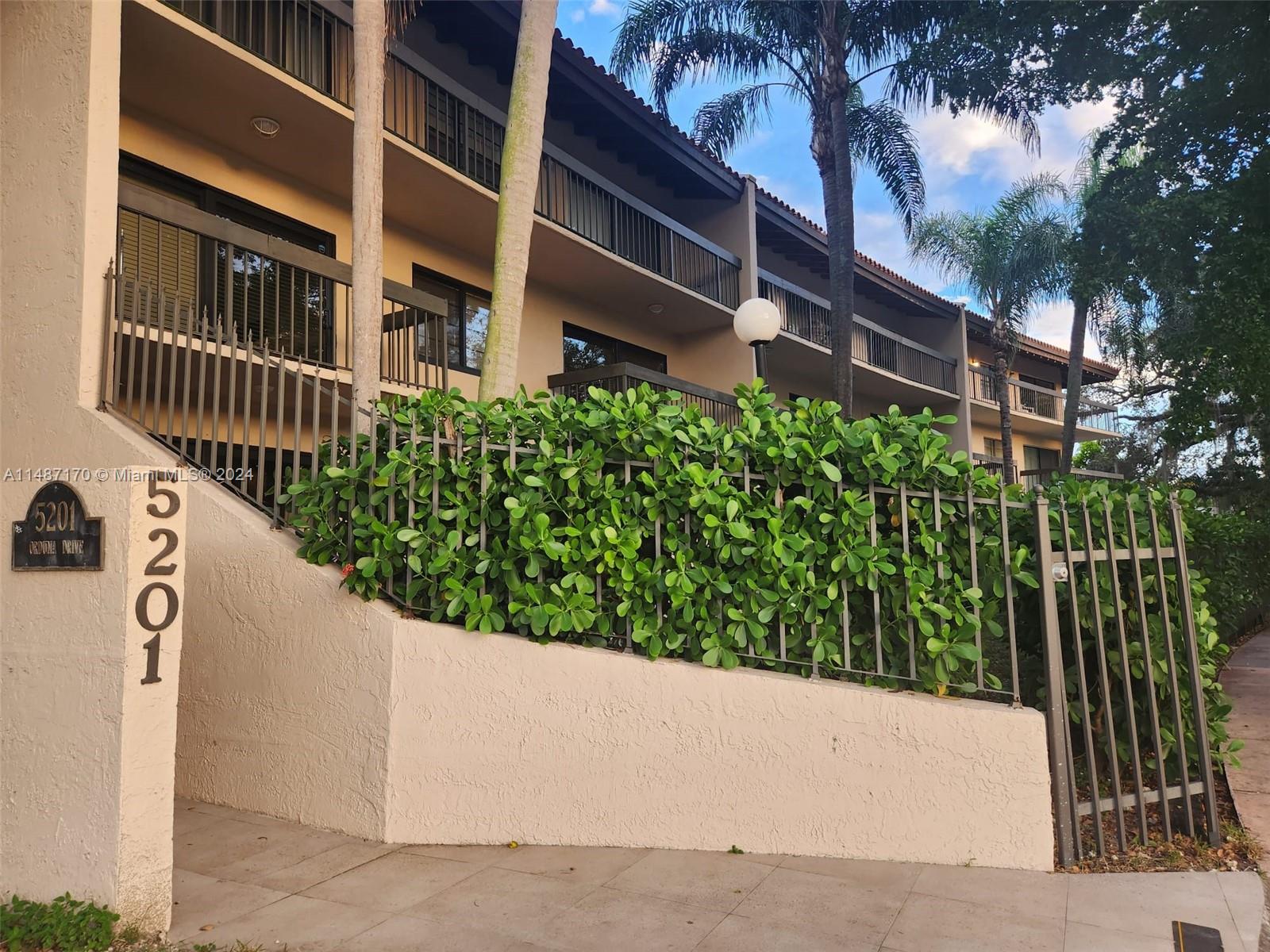 FUTURA SANSOVINO CONDO - Residential