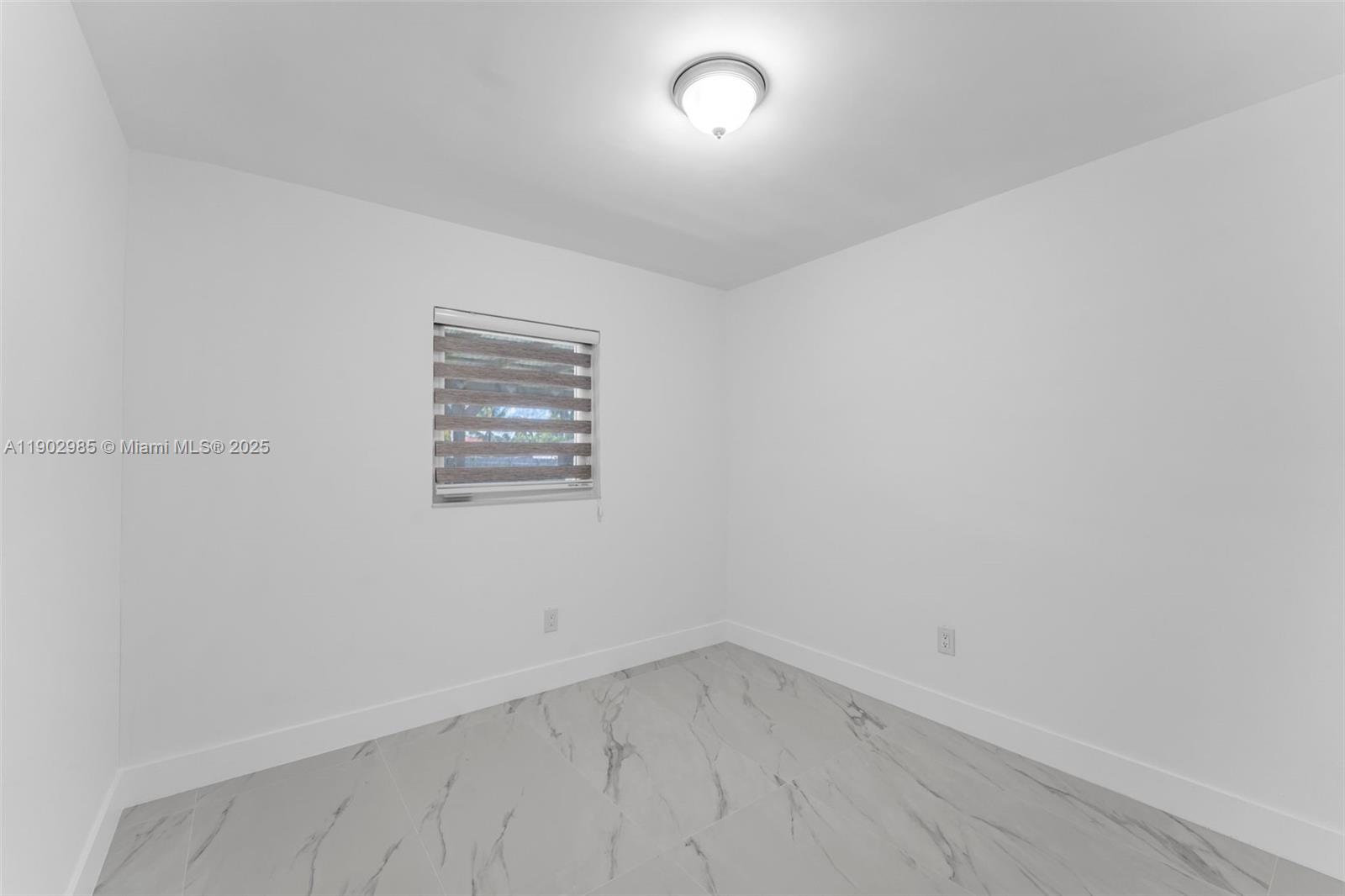 PALMLAND HOMES SOUTH NO 7 - Residential Lease