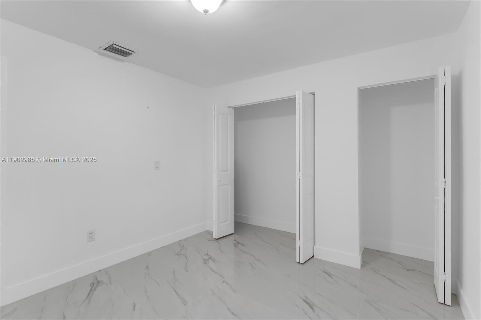 PALMLAND HOMES SOUTH NO 7 - Residential Lease