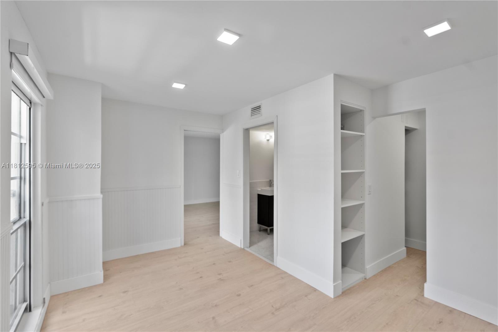 DADELAND GROVE CONDO - Residential Lease