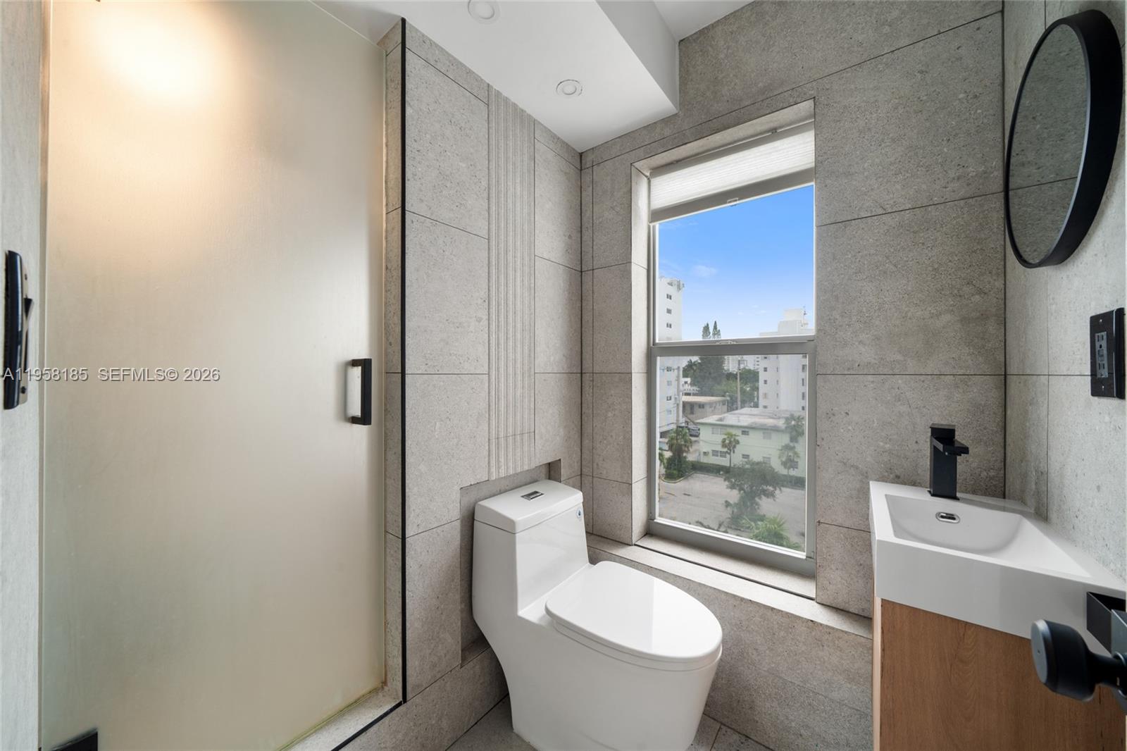 ALTON PARK CONDO - Residential Lease