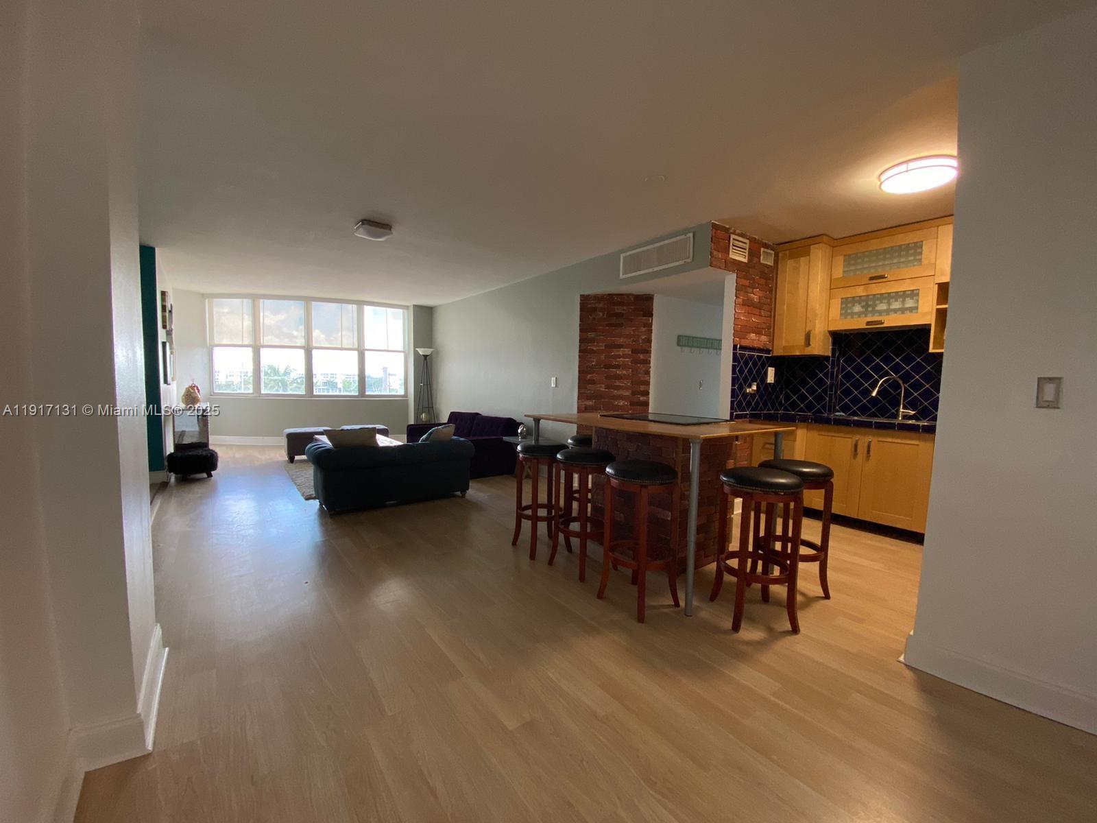 PARKVIEW POINT CONDO - Residential Lease