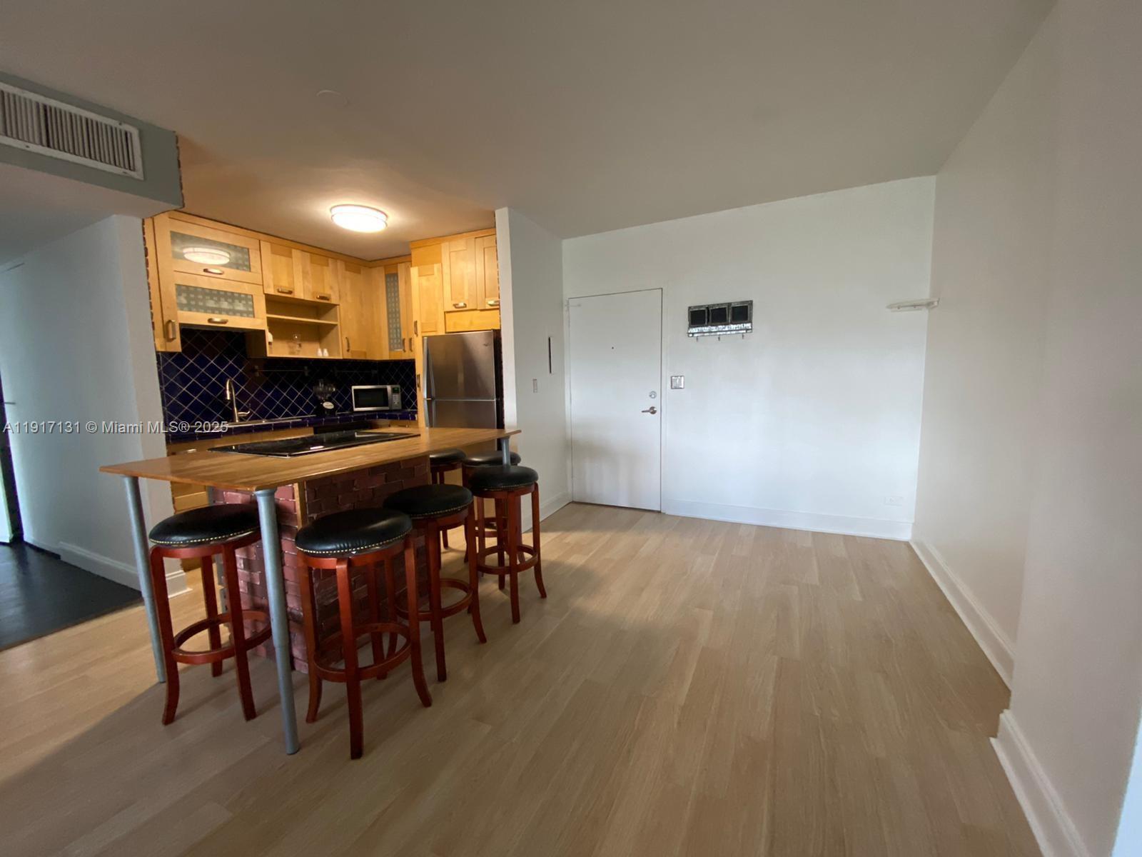 PARKVIEW POINT CONDO - Residential Lease