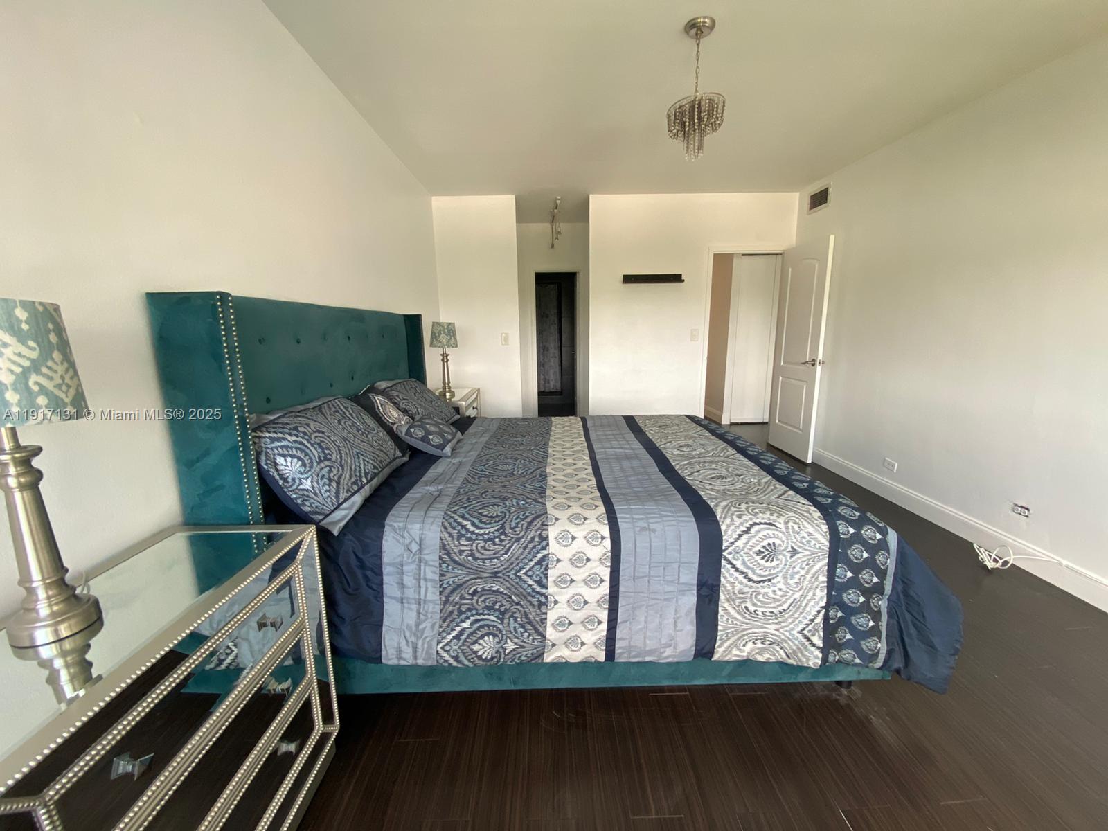 PARKVIEW POINT CONDO - Residential Lease