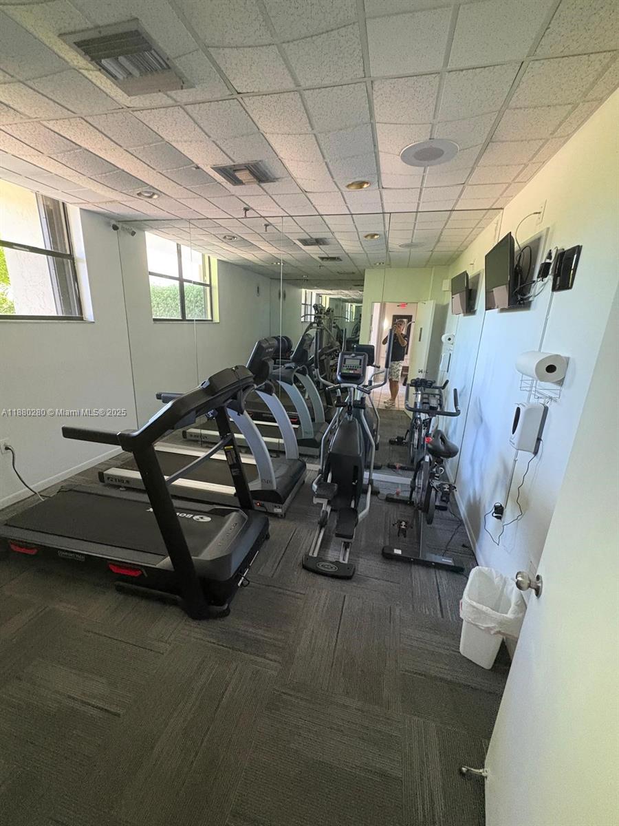 CHANTILLY CONDO - Residential