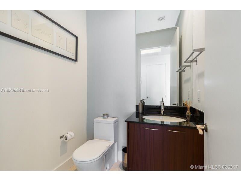 TDR TOWER III CONDO - Residential