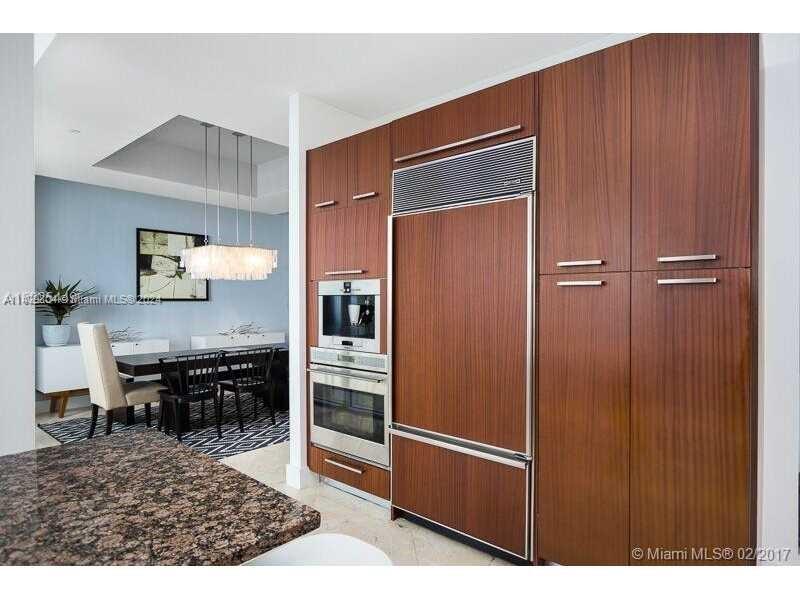 TDR TOWER III CONDO - Residential