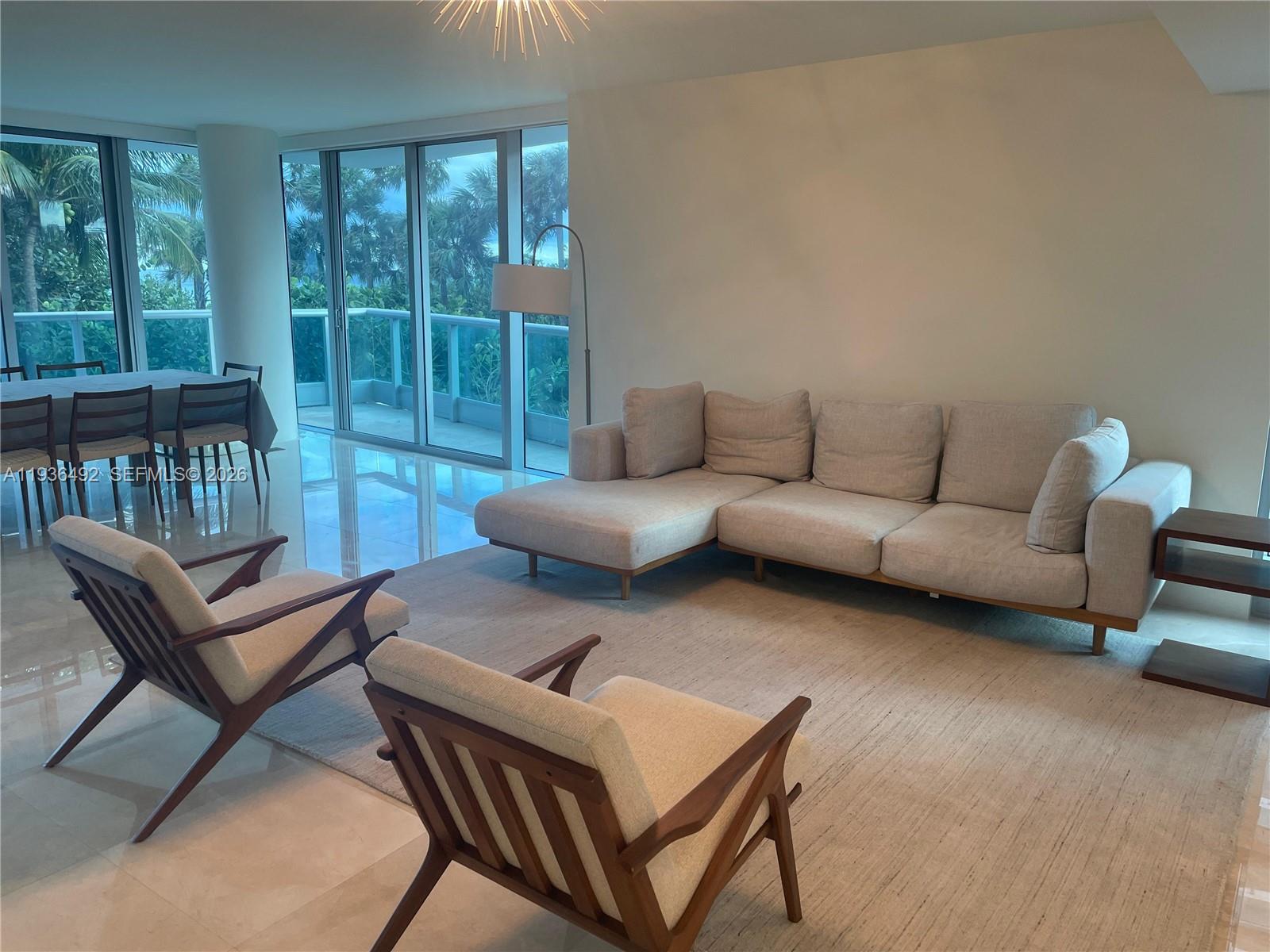 9401 Collins Ave 206