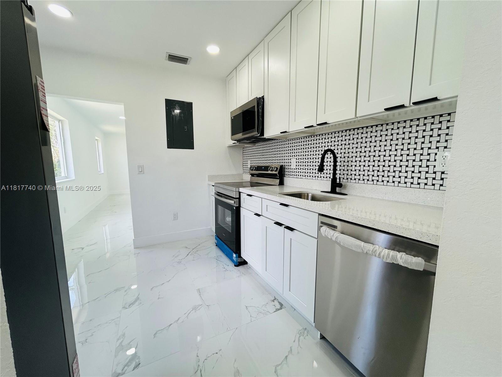 FLAMINGO PARK - Residential