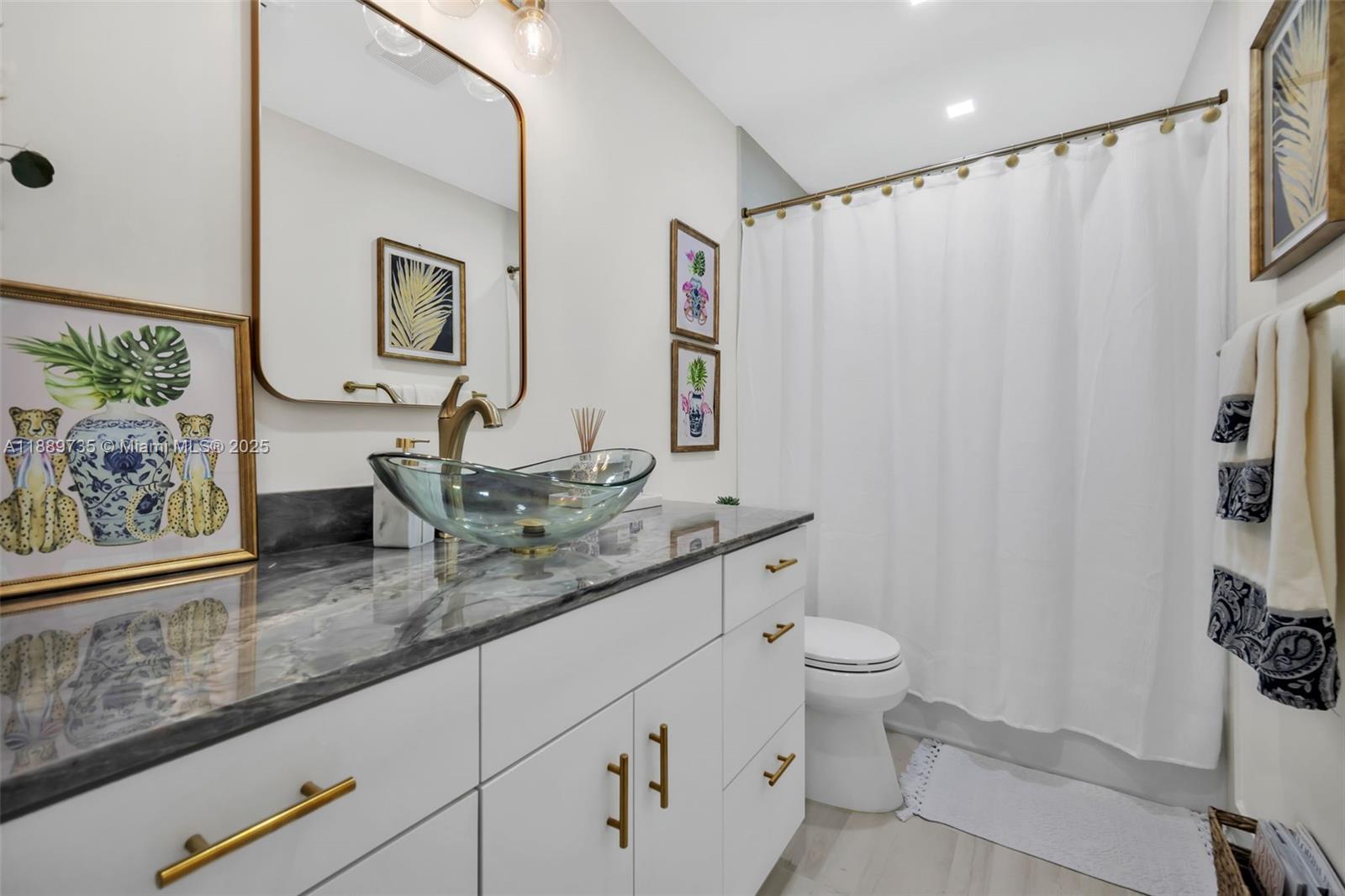 CORAL HEIGHTS SEC ONE - Residential