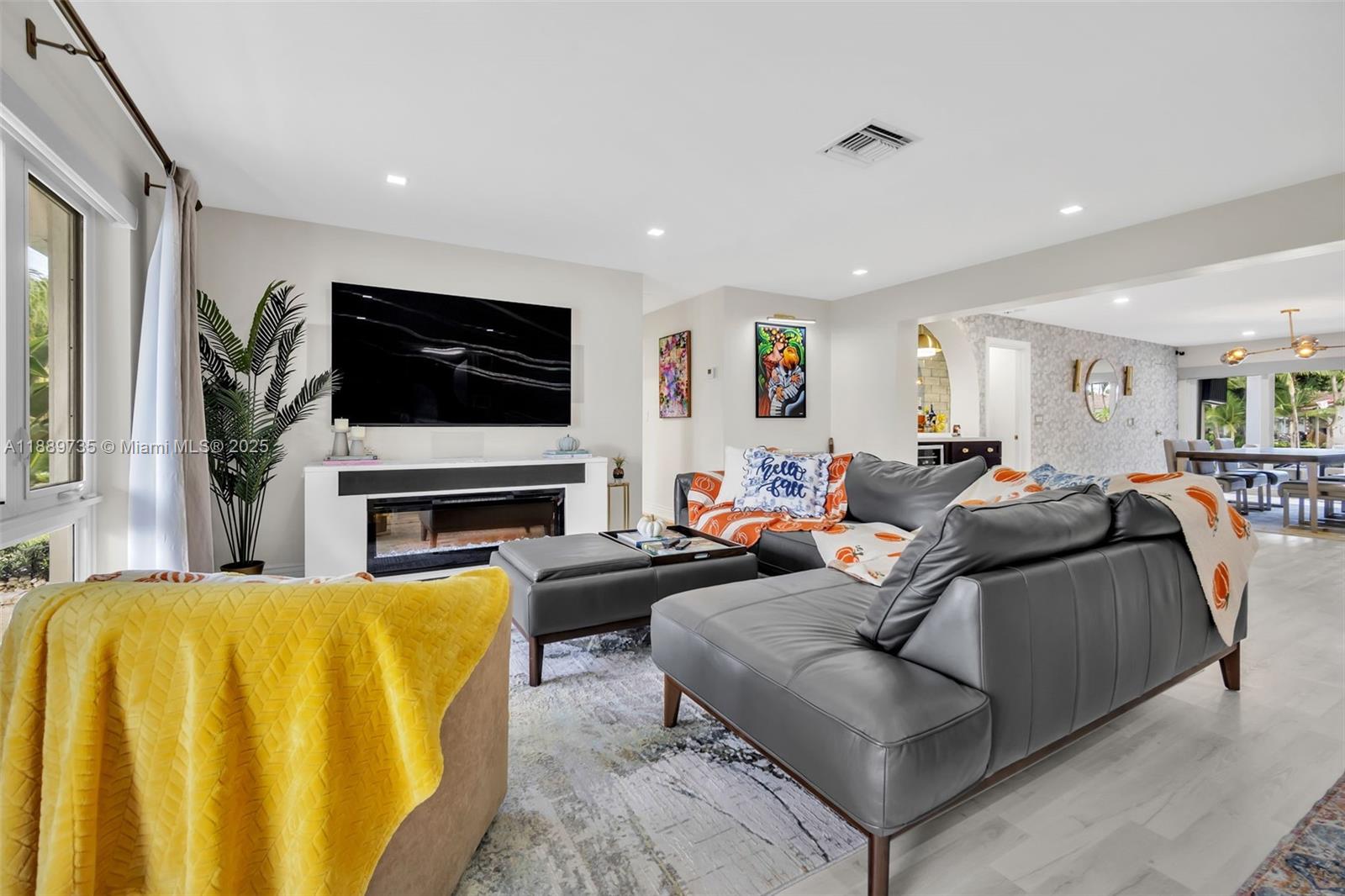 CORAL HEIGHTS SEC ONE - Residential
