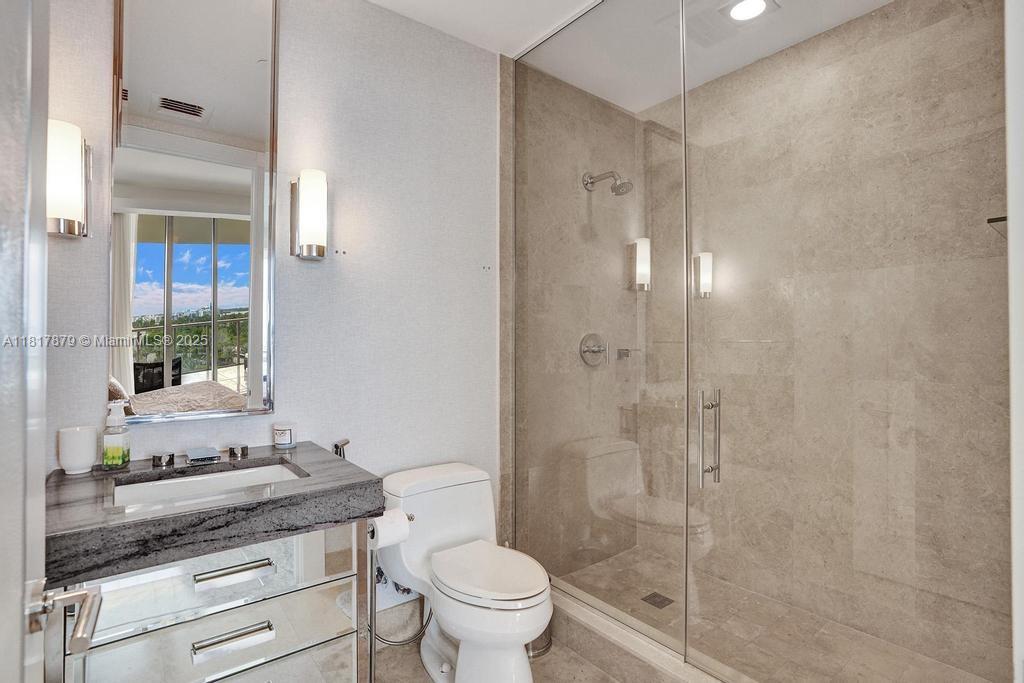 BAL HARBOUR NORTH SOUTH C - Residential Lease