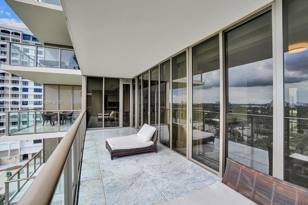 BAL HARBOUR NORTH SOUTH C - Residential Lease