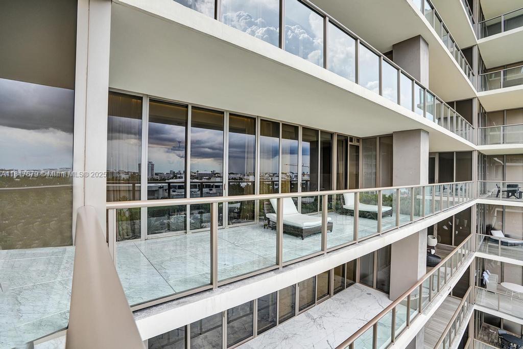 BAL HARBOUR NORTH SOUTH C - Residential Lease