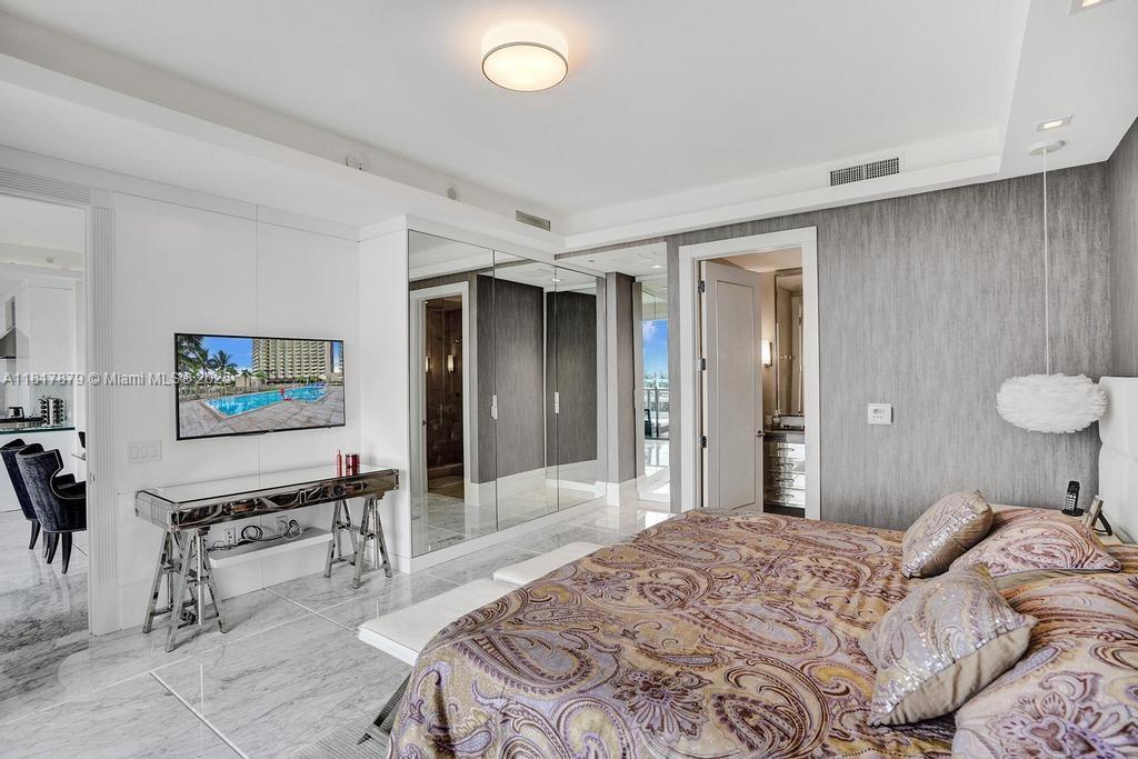 BAL HARBOUR NORTH SOUTH C - Residential Lease