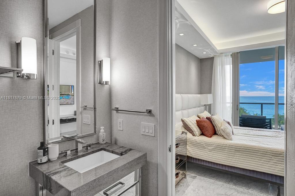 BAL HARBOUR NORTH SOUTH C - Residential Lease