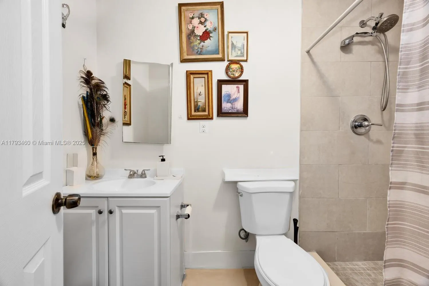 Miami, Florida 33135, United States, ,Residential,Pending,119526