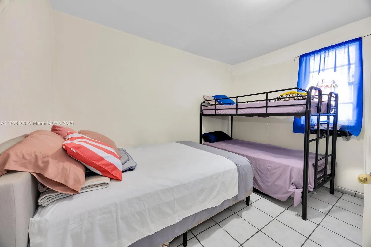 Miami, Florida 33135, United States, ,Residential,Pending,119526