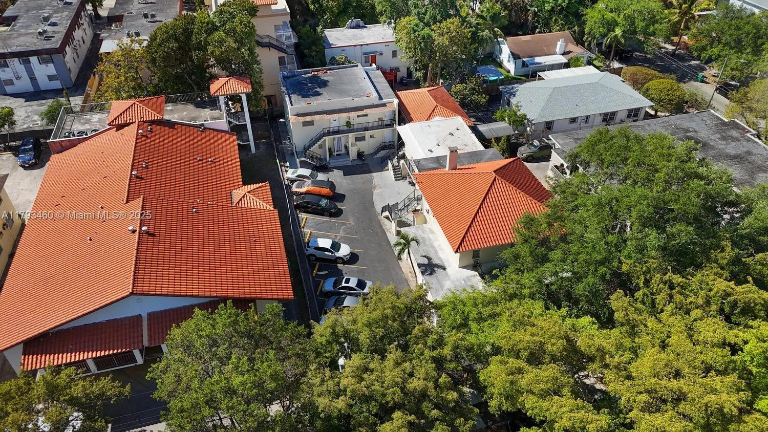 Miami, Florida 33135, United States, ,Residential,Pending,119526