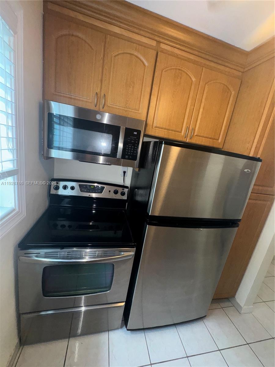 HARBOR BY THE SEA CO-OP - Residential