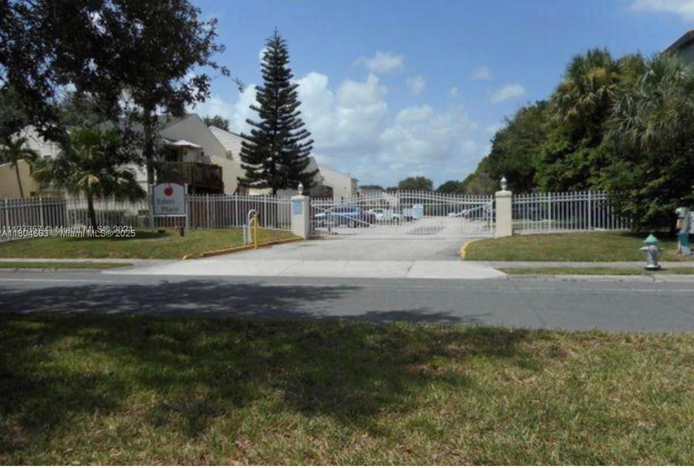 EDEN PLACE COND DECL FILE - Residential Lease