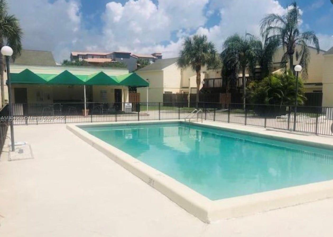 EDEN PLACE COND DECL FILE - Residential Lease