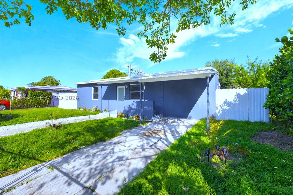 Photo of 1854 Lauderdale Manor Dr, Fort Lauderdale, FL 33311 (MLS # A12068638)
