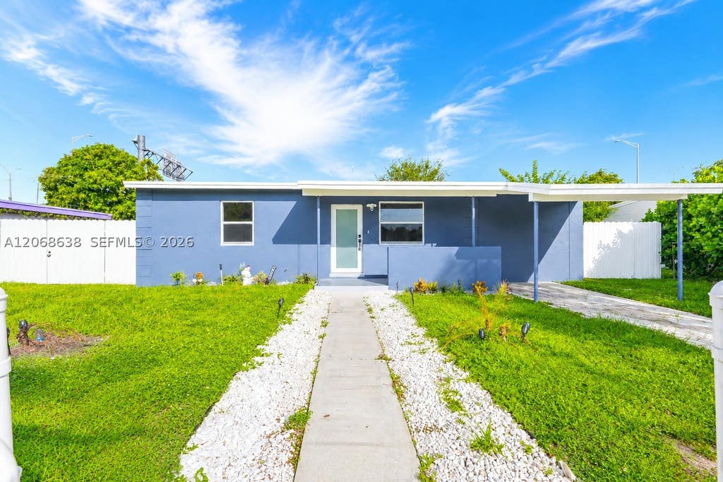 Photo of 1854 Lauderdale Manor Dr, Fort Lauderdale, FL 33311 (MLS # A12068638)