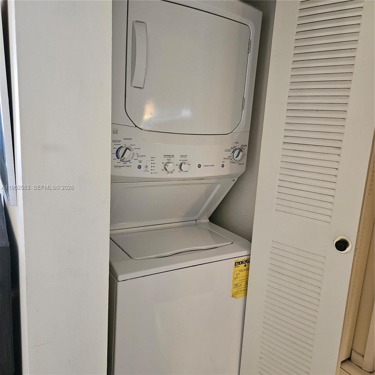 CASCADES OF LAUDERHILL 2 - Residential