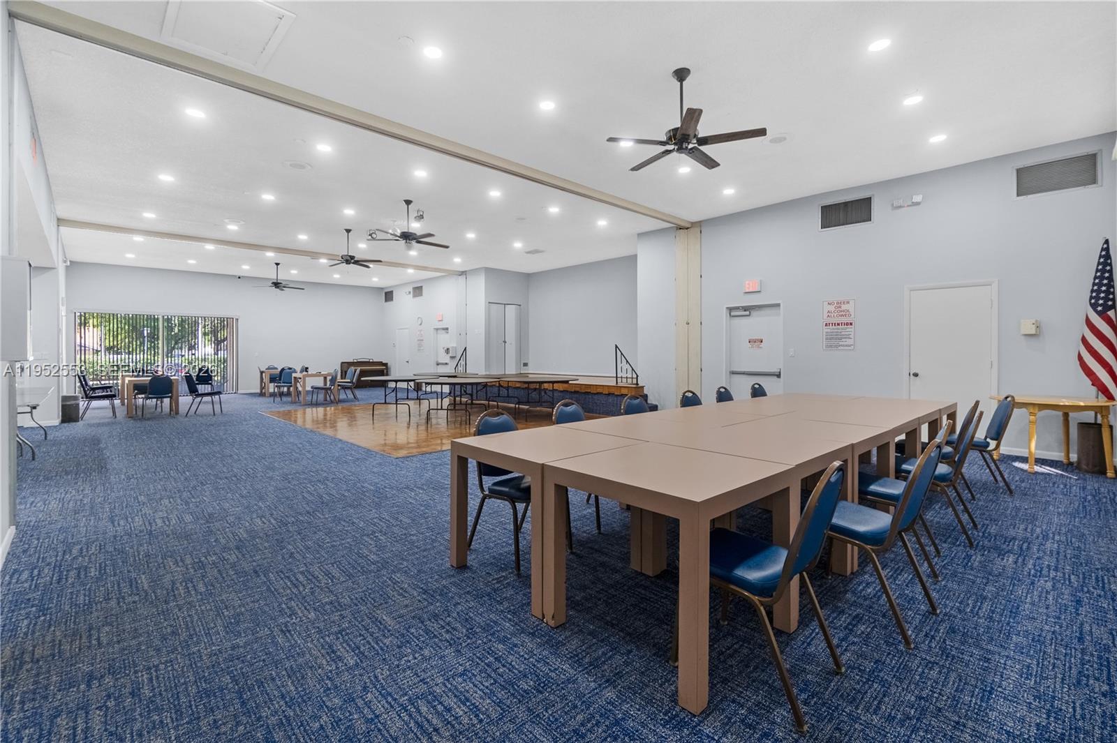 CASCADES OF LAUDERHILL 2 - Residential