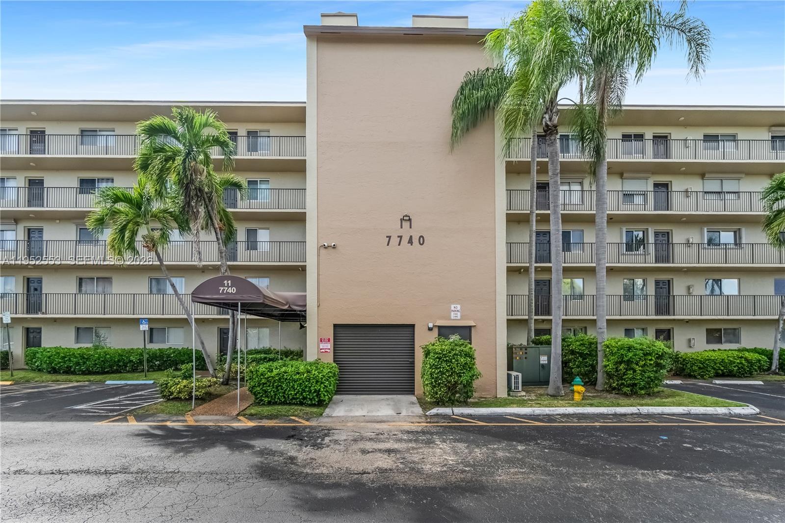 CASCADES OF LAUDERHILL 2 - Residential