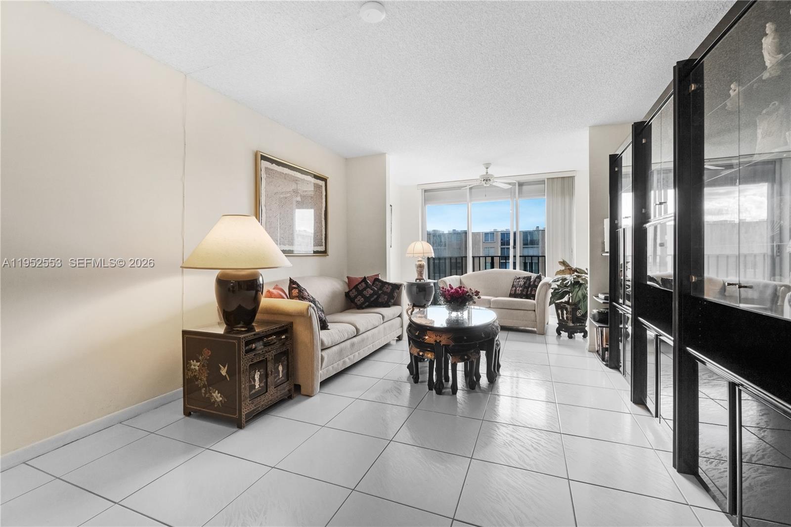 CASCADES OF LAUDERHILL 2 - Residential