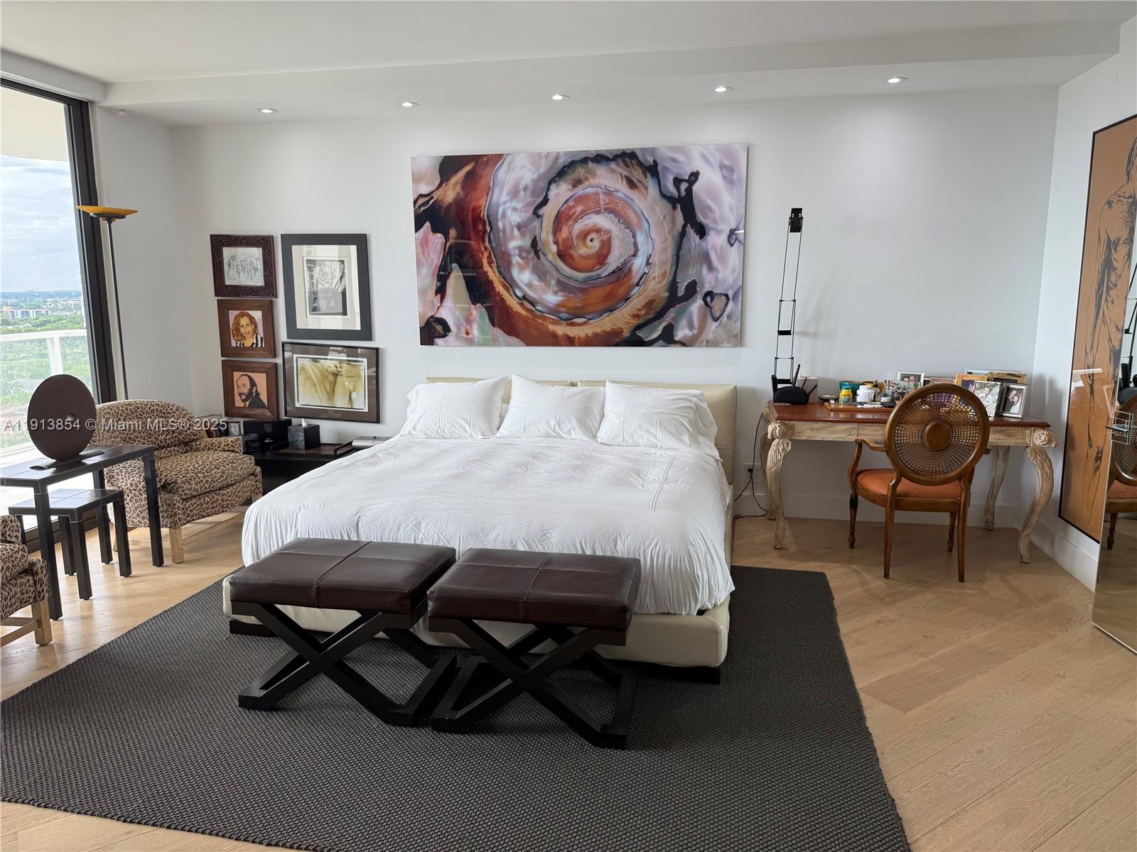 MARINA TOWER CONDO - Residential Lease