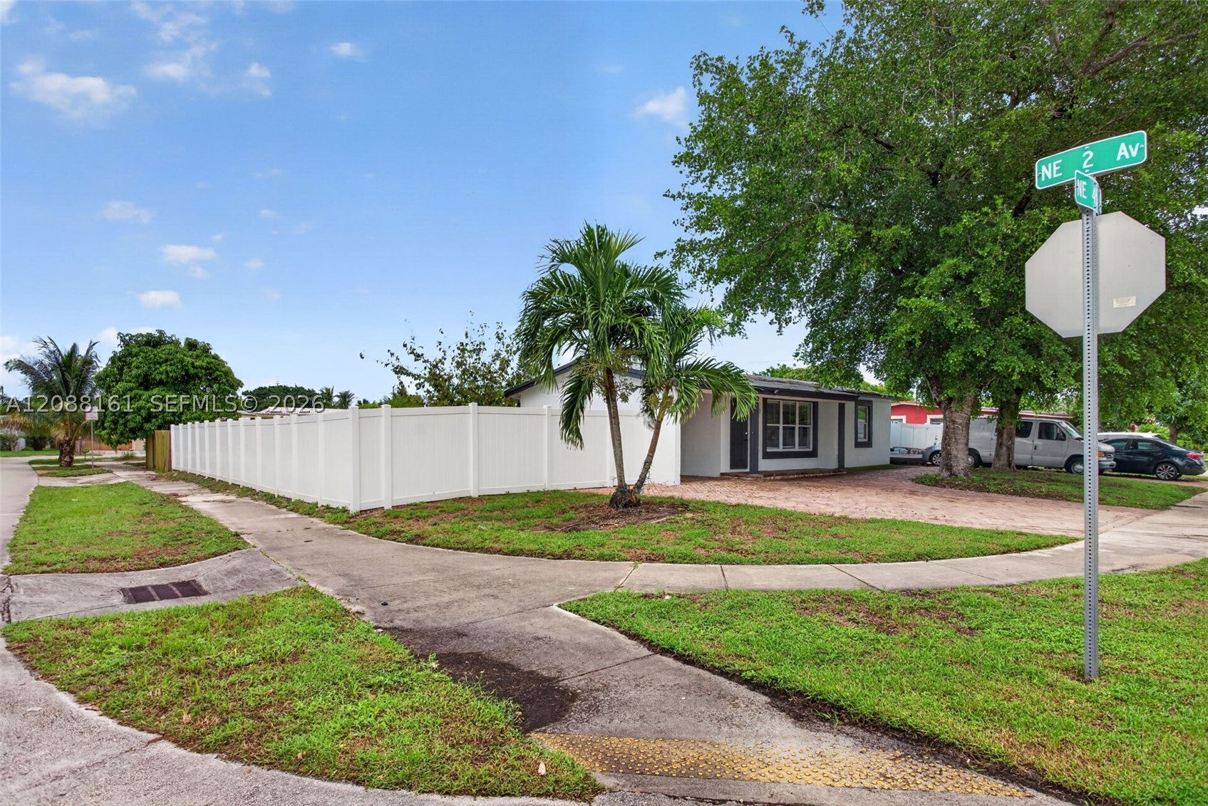 241 NE 45th St