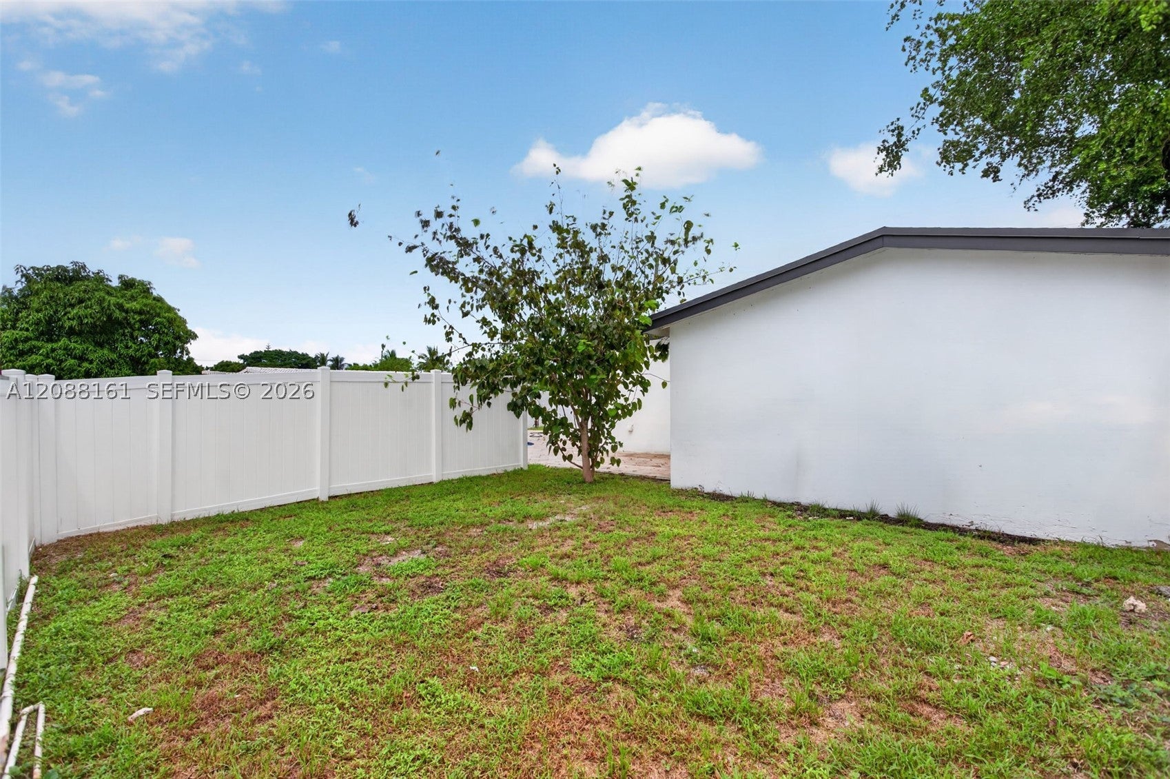 241 NE 45th St