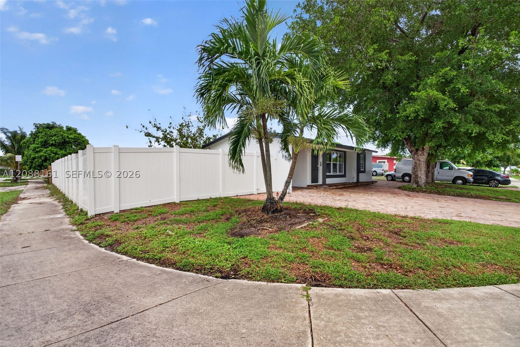 241 NE 45th St