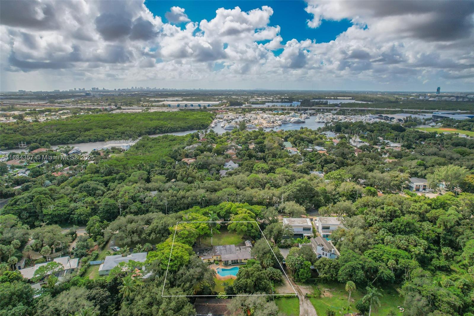 RIVERLAND - Residential