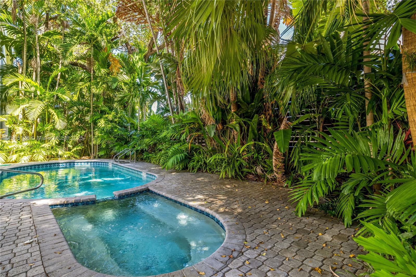 VILLAS LAS OLAS CONDO - Residential Lease