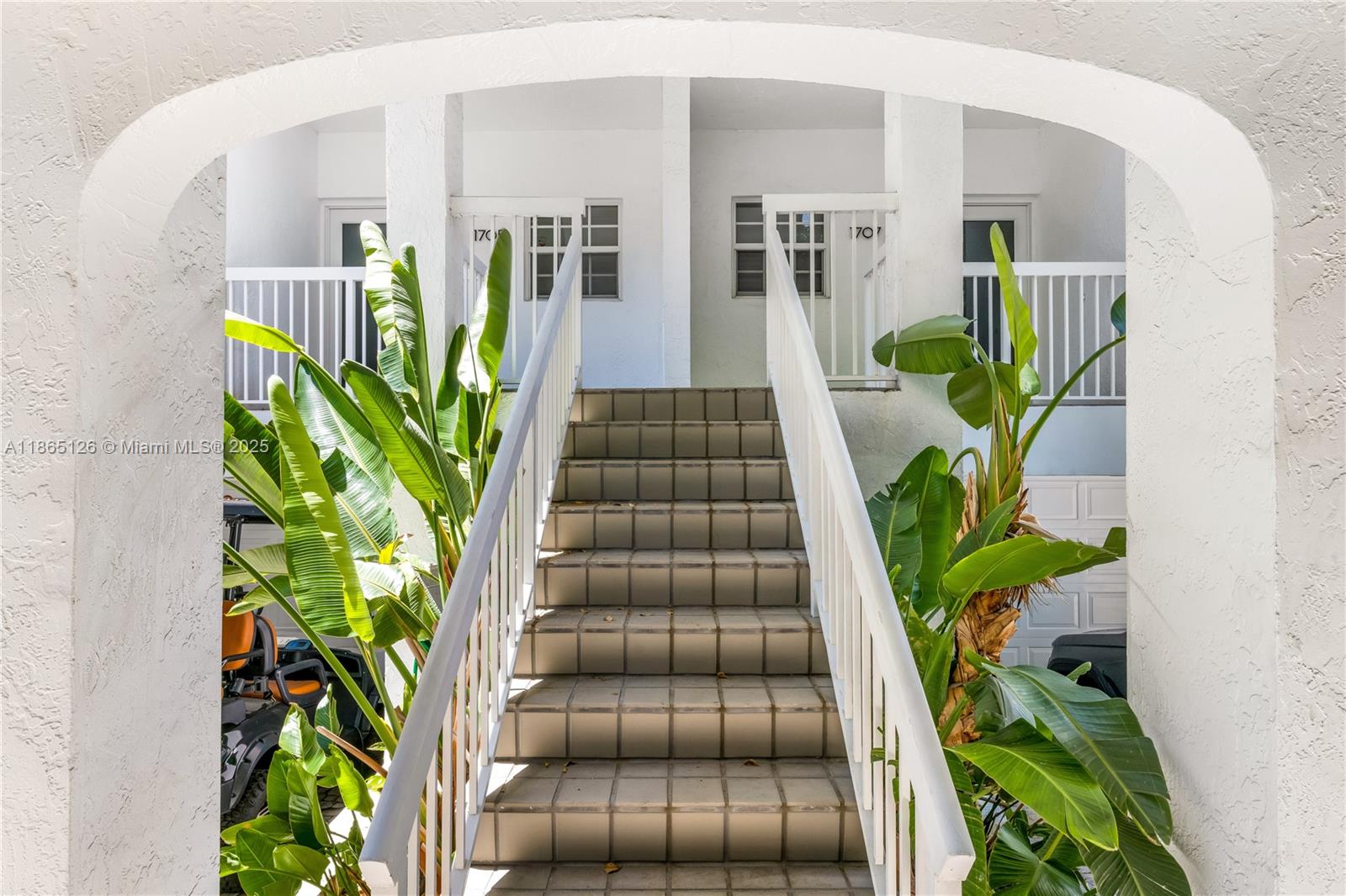 VILLAS LAS OLAS CONDO - Residential Lease